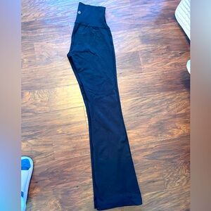 Lululemon high rise mini flare pant